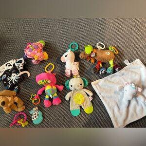 Baby stroller toys, car seat toys and more. 10 pieces included.